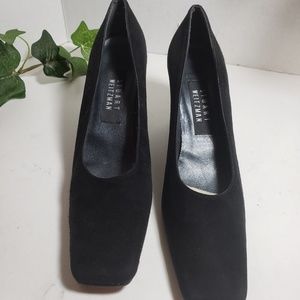 Stuart Weitzman Black Suede Heels sz 7 AAAA